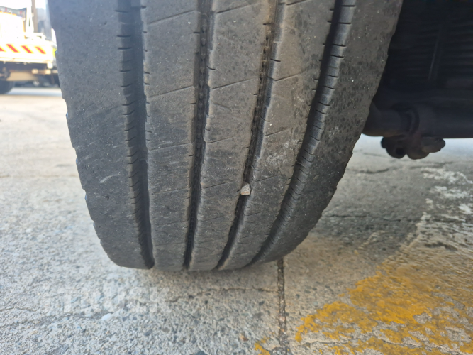 현대 메가트럭 집게차 280 2.2톤 수동 없음(순정) 7