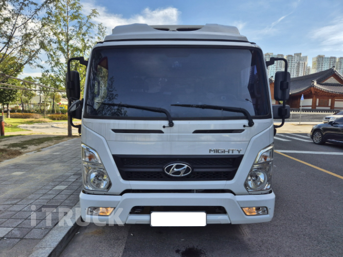 현대 올뉴마이티 2.5톤 냉동탑 3