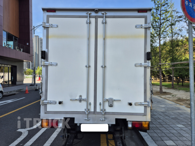 현대 올뉴마이티 2.5톤 냉동탑 8