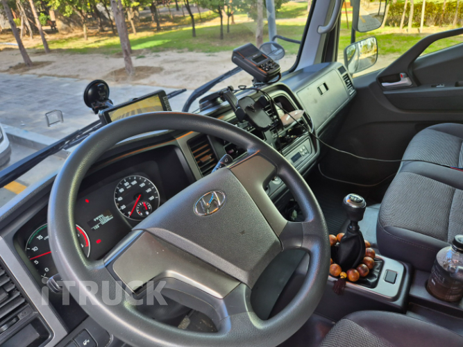 현대 올뉴마이티 2.5톤 냉동탑 15