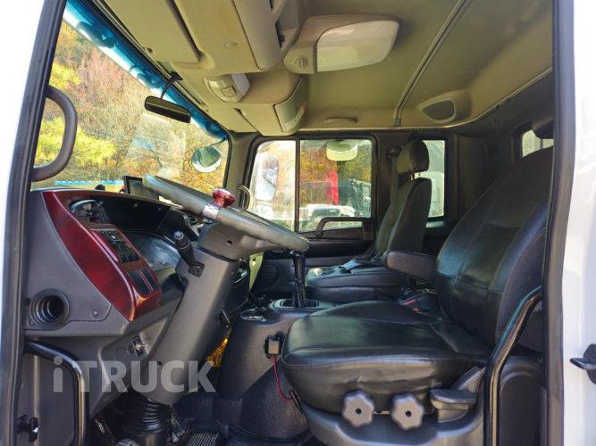 현대 메가트럭 260 단바리 카고 4.5톤 수동 5