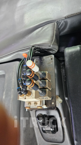 현대 트라고 암롤 460 27톤 수동 앞축 12