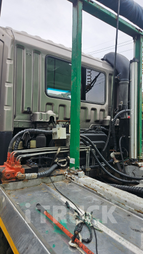 현대 트라고 암롤 460 27톤 수동 앞축 2