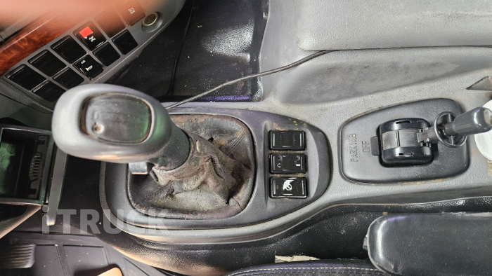 현대 트라고 암롤 460 27톤 수동 앞축 13