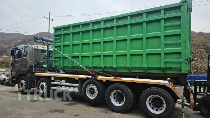 현대 트라고 암롤 460 27톤 수동 앞축 17