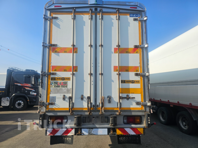 현대 메가트럭 와이드캡 300 후축 윙바디 7.5톤 수동 6
