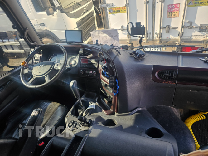 현대 메가트럭 와이드캡 300 후축 윙바디 7.5톤 수동 10