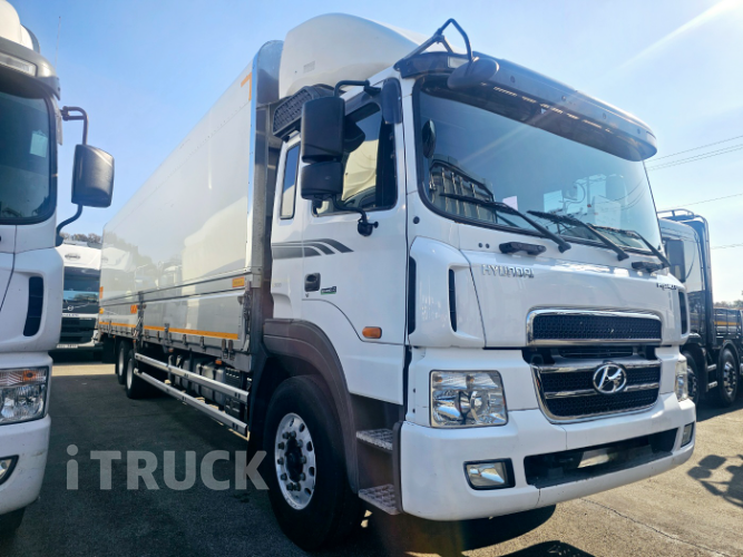 현대 메가트럭 와이드캡 300 후축 윙바디 7.5톤 수동 3