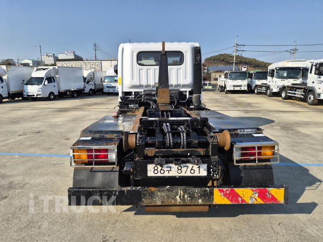 현대 올뉴마이티 암롤 3.5톤 수동 단바리 4