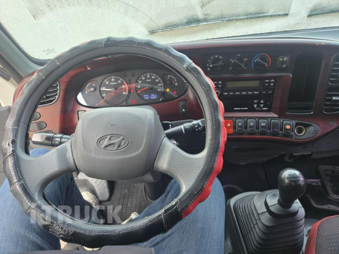 현대 마이티큐티 2.5톤 냉동탑 5