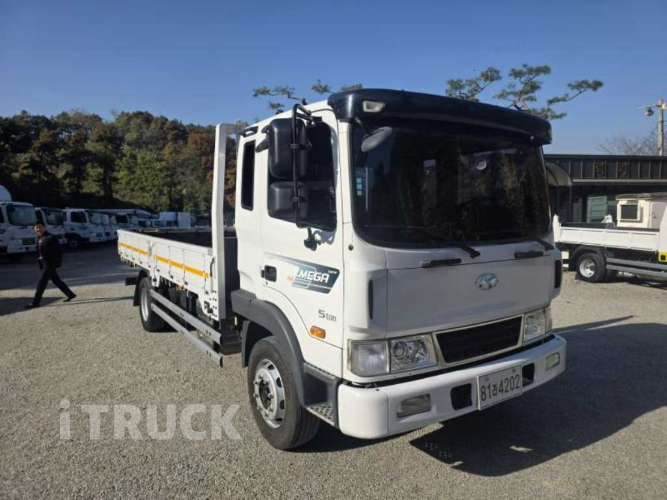 현대 메가트럭 280 단바리 카고 5톤 수동 1