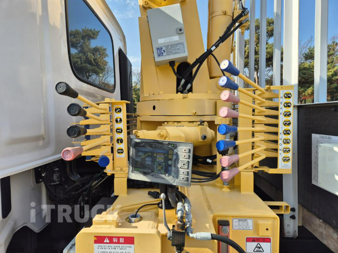 현대 카고크레인 수산746L 파비스 5톤 12