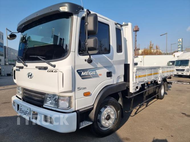 현대 메가트럭 270 단바리 카고 4.5톤 수동 0