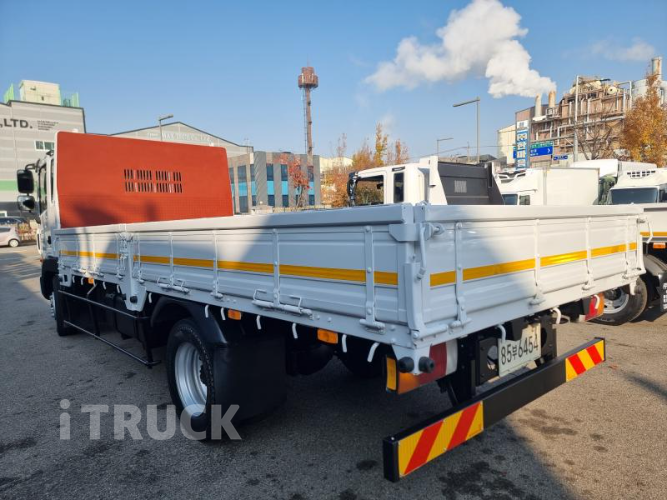 현대 메가트럭 270 단바리 카고 4.5톤 수동 4