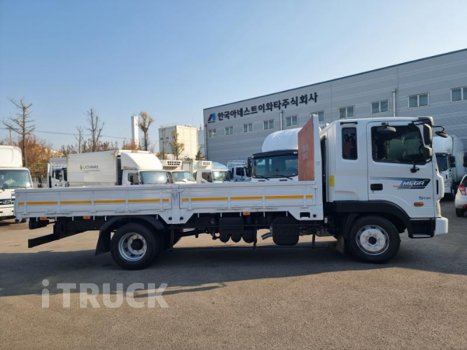 현대 메가트럭 270 단바리 카고 4.5톤 수동 2