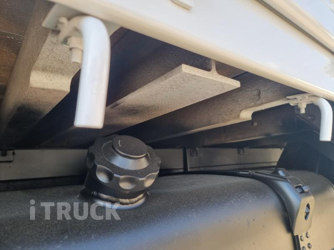 현대 메가트럭 270 단바리 카고 4.5톤 수동 6