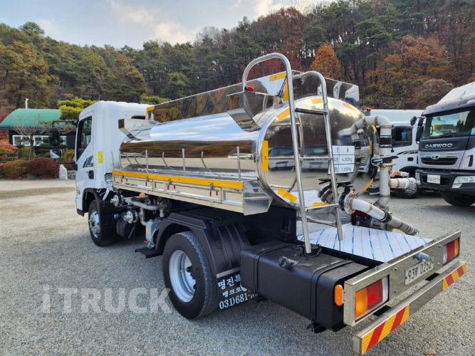 현대 살수차 올뉴마이티 스텐탱크 4,000L 수동 4