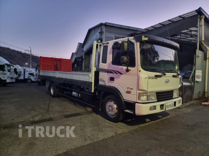 현대 셀프로더 메가트럭 5톤 2