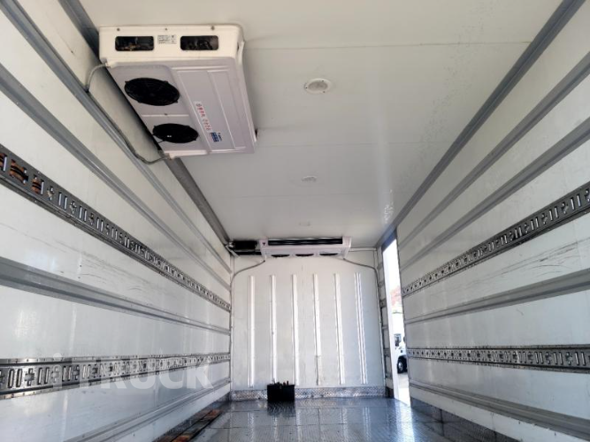 이스즈 엘프 3.5톤 광폭 냉동탑 6