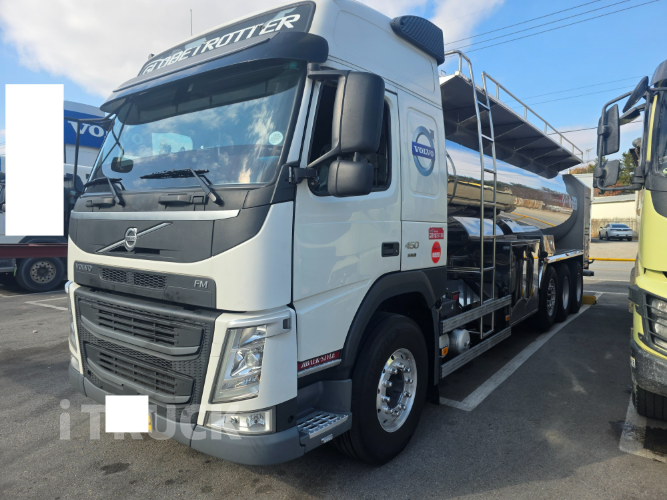 볼보 탱크로리 FM 수동 1