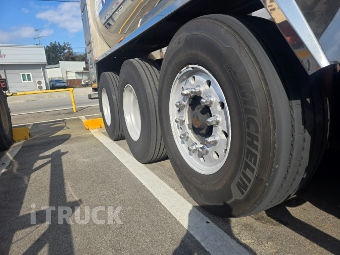 볼보 탱크로리 FM 수동 4