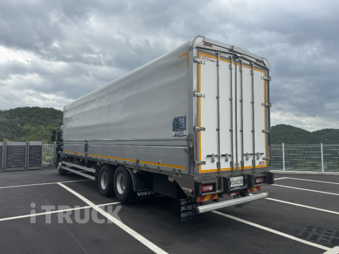 볼보 FE 350 후축 윙 9.5톤 오토 2