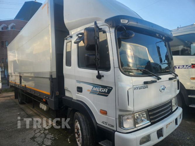 현대 메가트럭 270 단바리 윙바디 4.5톤 수동