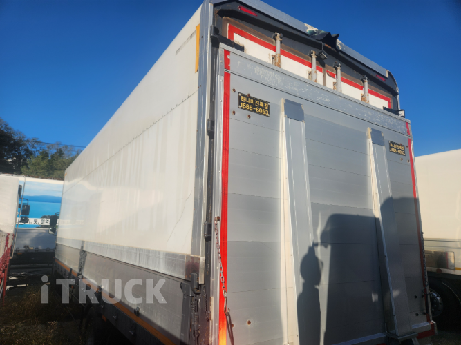 현대 메가트럭 270 단바리 윙바디 4.5톤 수동 3