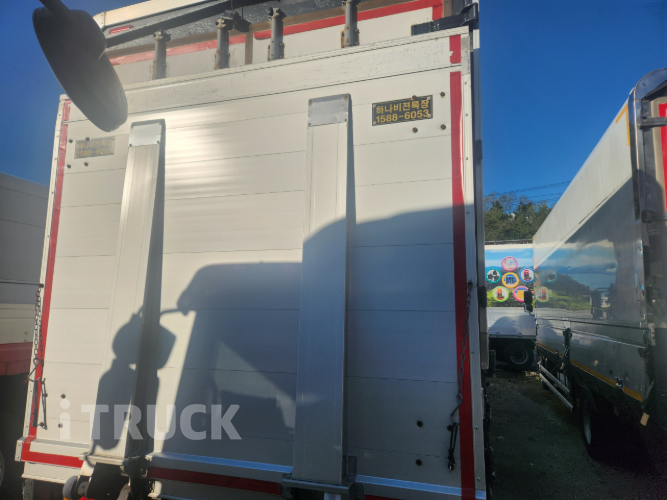 현대 메가트럭 270 단바리 윙바디 4.5톤 수동 5