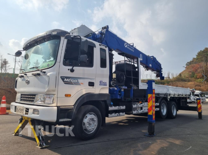 현대 카고크레인 동양 메가트럭 5톤 10