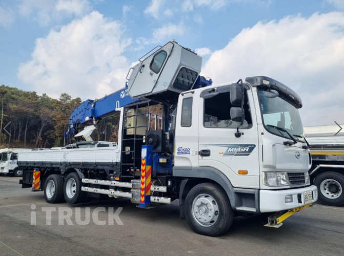 현대 카고크레인 동양 메가트럭 5톤 1