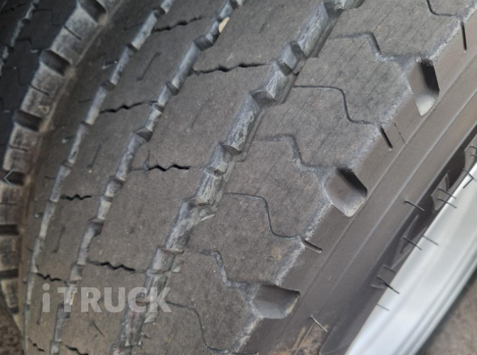 현대 카고크레인 동양 메가트럭 5톤 17