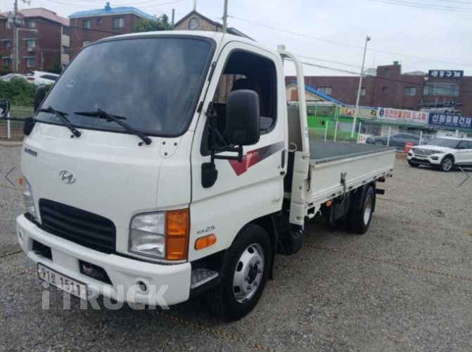 현대 마이티큐티 2.5톤 카고