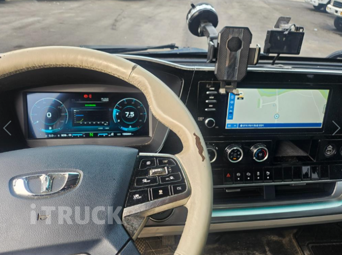 타타대우 더쎈 3.5톤 광폭 카고 9