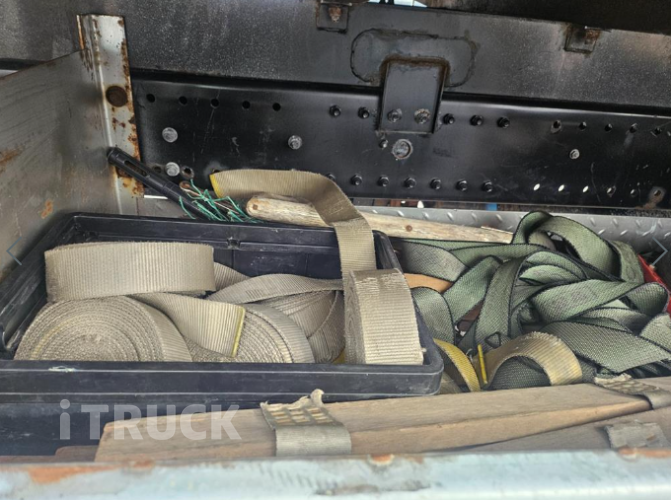 타타대우 더쎈 3.5톤 광폭 카고 8