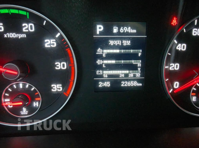 현대 마이티와이드 3.5톤 광폭 카고 슈퍼캡 14