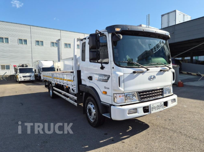 현대 메가트럭 280 단바리 카고 5톤 수동 1