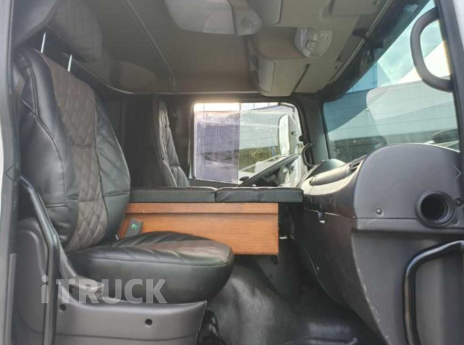 현대 메가트럭 280 앞축 카고 5톤 수동 10