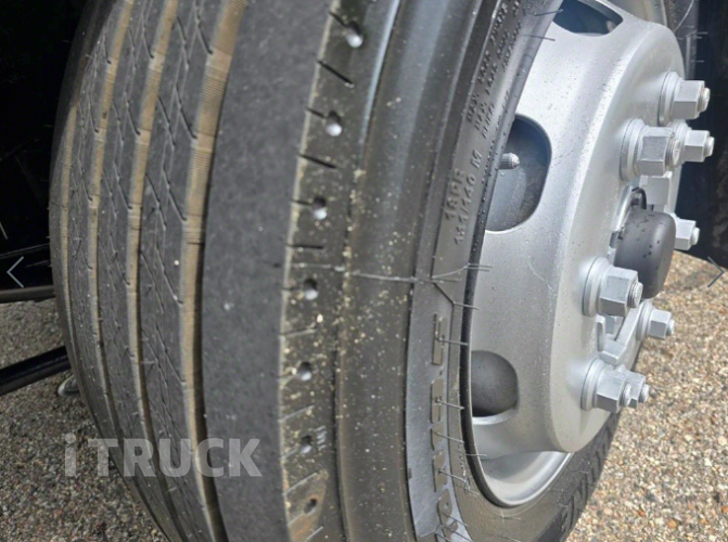 현대 메가트럭 260 단바리 카고 5톤 수동 16