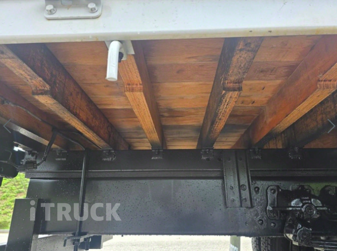 현대 메가트럭 260 단바리 카고 5톤 수동 10