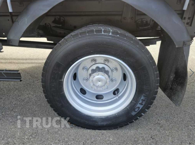 현대 메가트럭 270 단바리 카고 5톤 수동 18