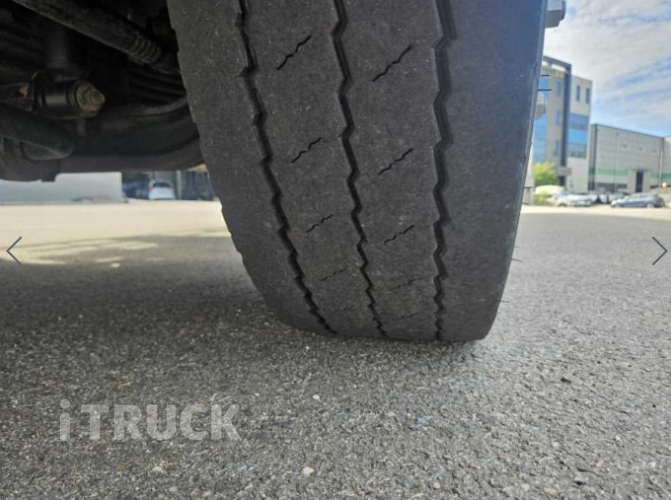 현대 메가트럭 270 단바리 카고 5톤 수동 17