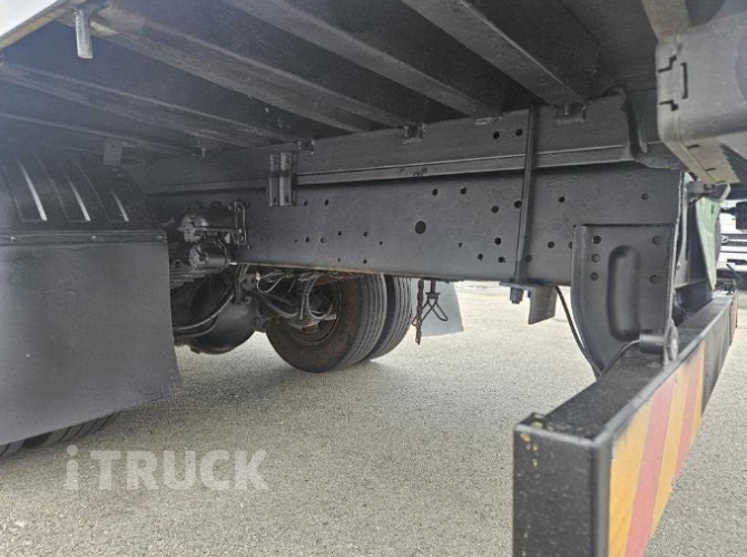 현대 메가트럭 235 단바리 카고 5톤 수동 9