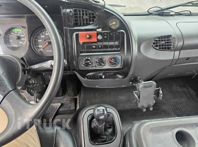 현대 메가트럭 235 단바리 카고 5톤 수동 14