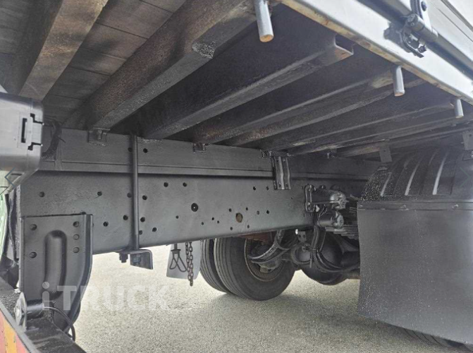 현대 메가트럭 235 단바리 카고 5톤 수동 8