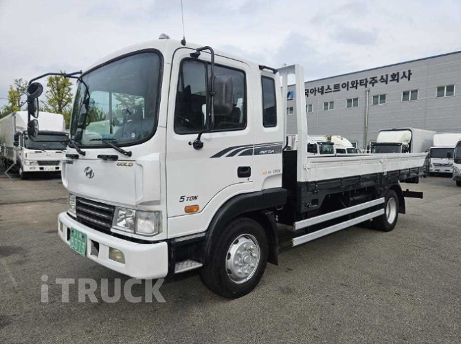 현대 메가트럭 235 단바리 카고 5톤 수동