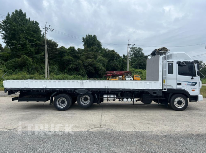 현대 메가트럭 270 앞축 카고 5톤 수동 5