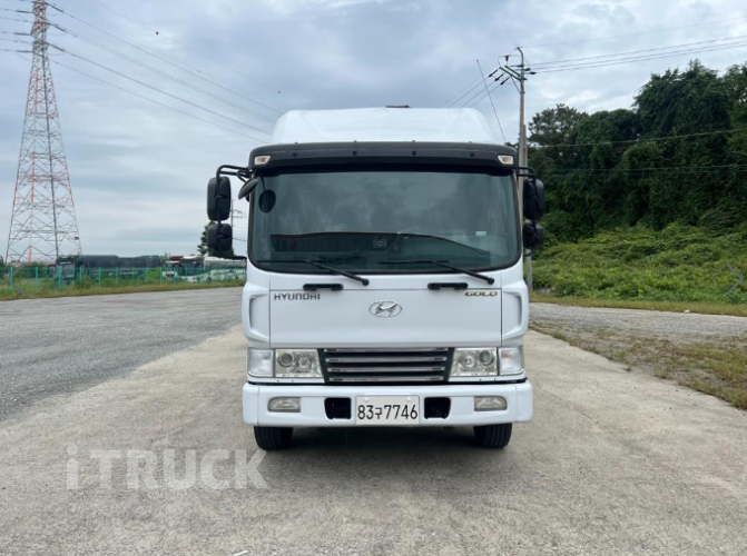 현대 메가트럭 270 앞축 카고 5톤 수동 1