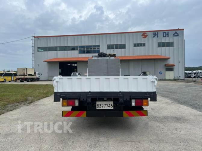 현대 메가트럭 270 앞축 카고 5톤 수동 7