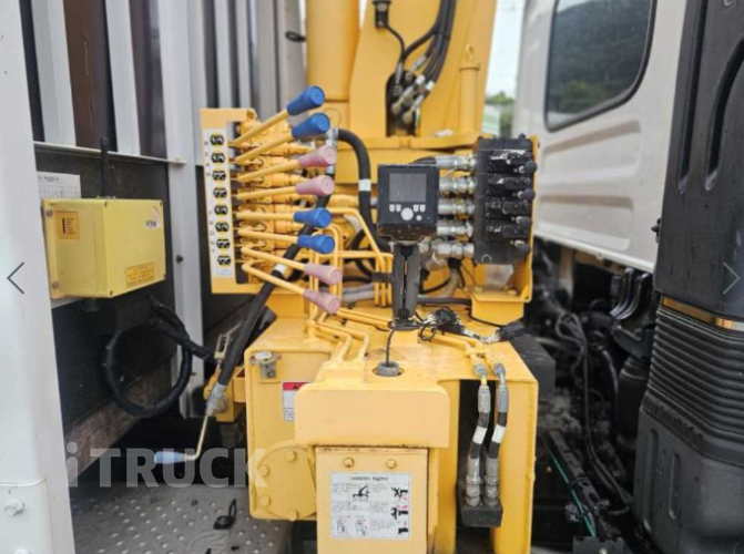 현대 카고크레인 수산중공업 18.1m 파비스 5톤 9